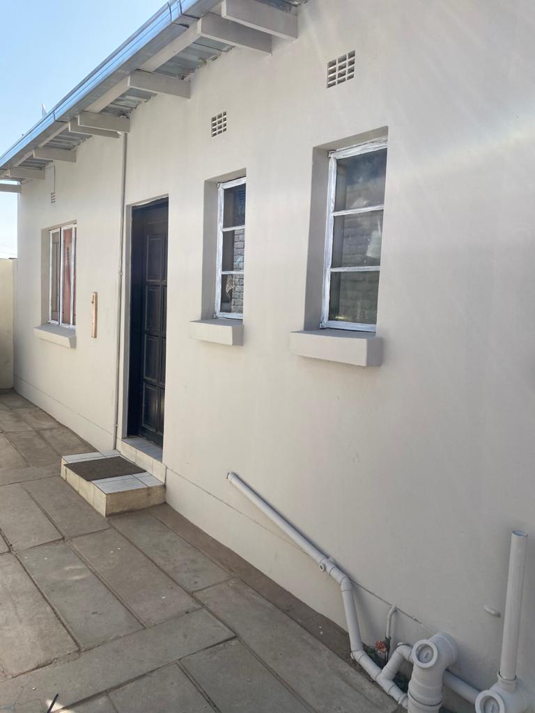 Exterior of a rental unit at 10 Eleanor Street in Troyeville